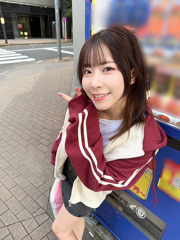 「【素人】美少女えなのハメ撮り初体験!激しい潮吹き&中出しでイキまくる逸材娘」のサンプル画像2枚目