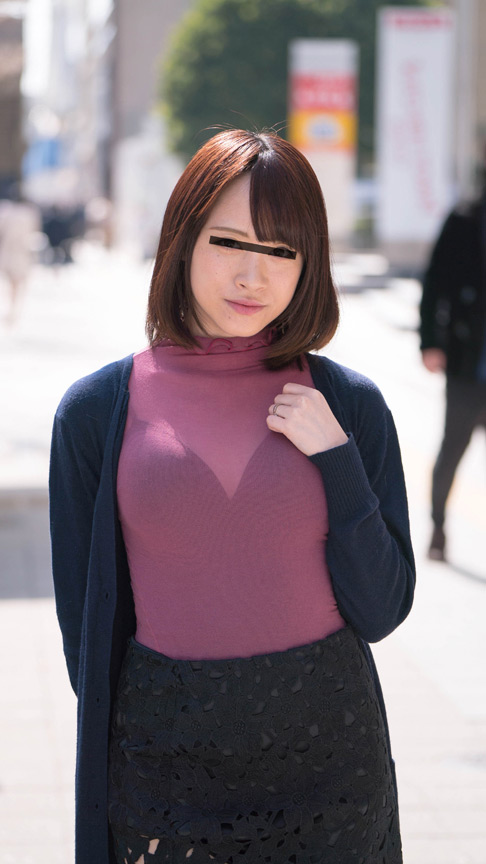 「【熟女】人妻ナンパで中出し36人！欲求不満の素人奥様たちとの濃厚プレイ8時間スペシャル」のサンプル画像12枚目