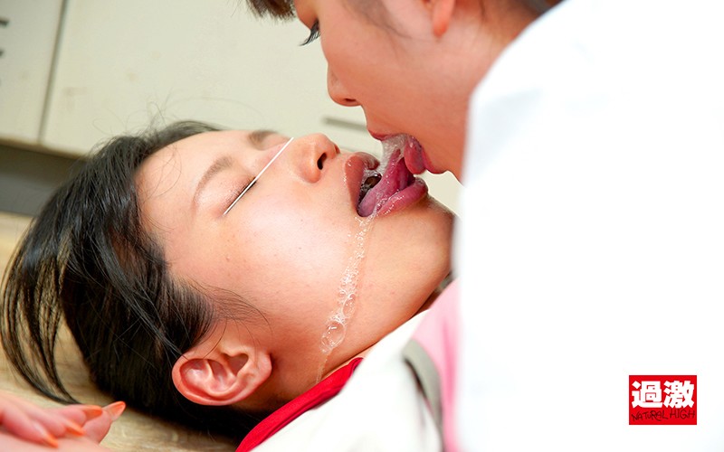 「【レズビアン】黒髪女子校生がセーラー服姿で濃厚クンニとキスに溺れる禁断の百合プレイ」のサンプル画像7枚目