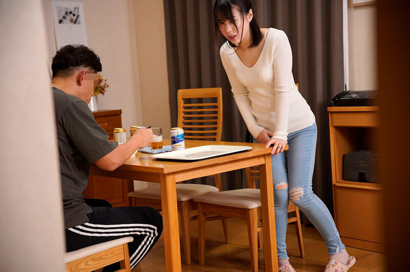 「天馬ゆい 人妻が潮吹き中出しで羞恥責め！同窓会で再会した元カノを自宅で寝取る興奮映像」のサンプル画像11枚目