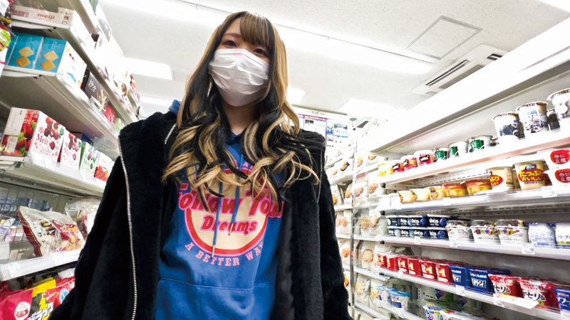 「【素人】常にフェラしたがる彼女とハメ撮り体験!ペロペロ好きな素人娘との濃厚プレイ」のサンプル画像15枚目