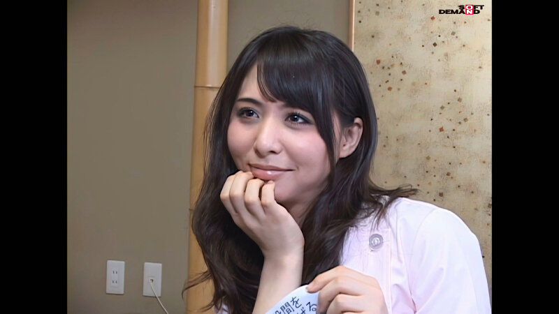 「晶エリー（大沢佑香）が男湯で羞恥体験！タオル一枚で3P・4P＆潮吹きに挑戦する過激企画」のサンプル画像2枚目