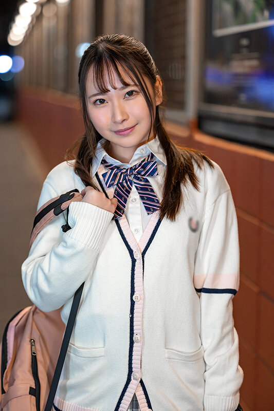 「【素人JK】街角ナンパで初挑戦！恥じらい女子校生のクンニ・放尿・飲尿プレイ体験」のサンプル画像20枚目