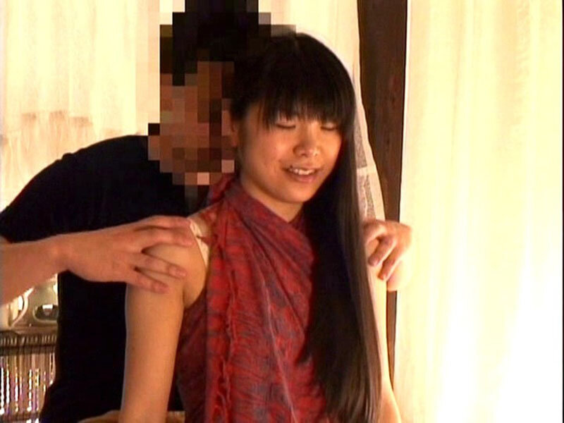 「素人アジア古式マッサージ店の盗撮映像!リフレ施術中のリアルなのぞき動画【AIリマスター版】」のサンプル画像6枚目